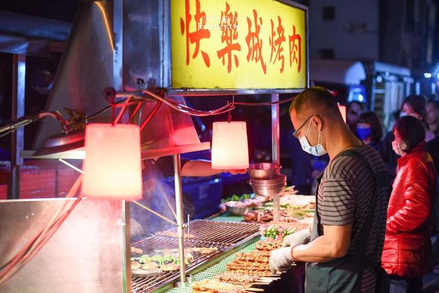 清沟夜市・完胜罗东夜市的宜兰最长夜市