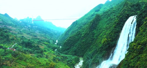 世界级明星高桥旅游新地标探秘——贵州坝陵河大桥