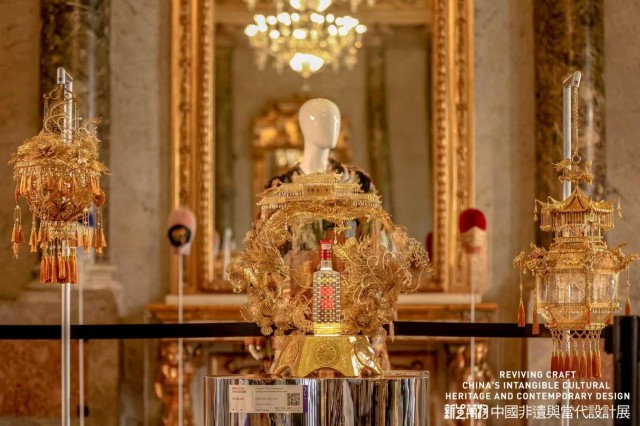 国窖1573走进米兰,非遗宫灯点亮2025“新生万物——中国非遗与当代设计展